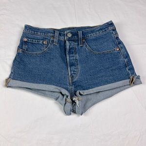 Levi’s Women’s 501 high-rise denim shorts (Size: 26)